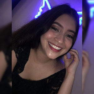 Meet your Posher, Lorena